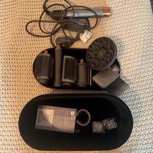 Dyson airwrap curly/coily